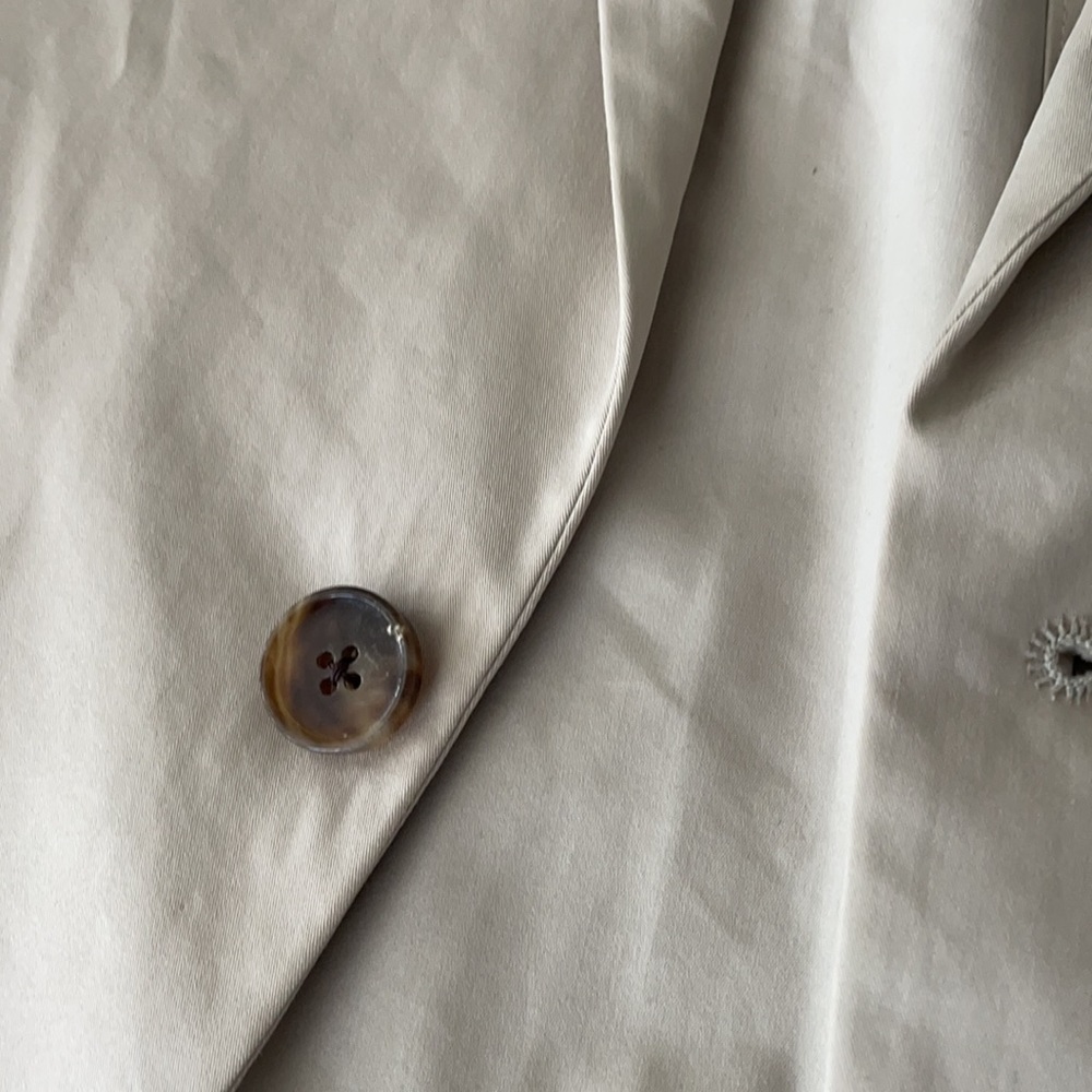 Blazer - Picture 3 of 6